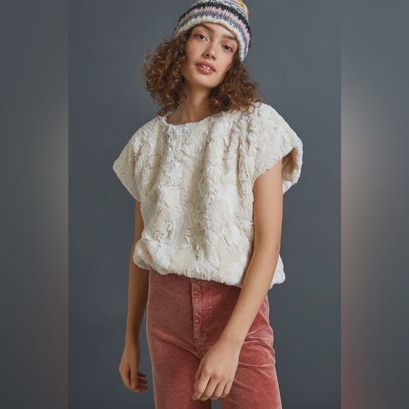 Anthropologie Maeve Leah Faux Fur Cropped Muscle Tee Size Small NWT - Picture 2 of 14